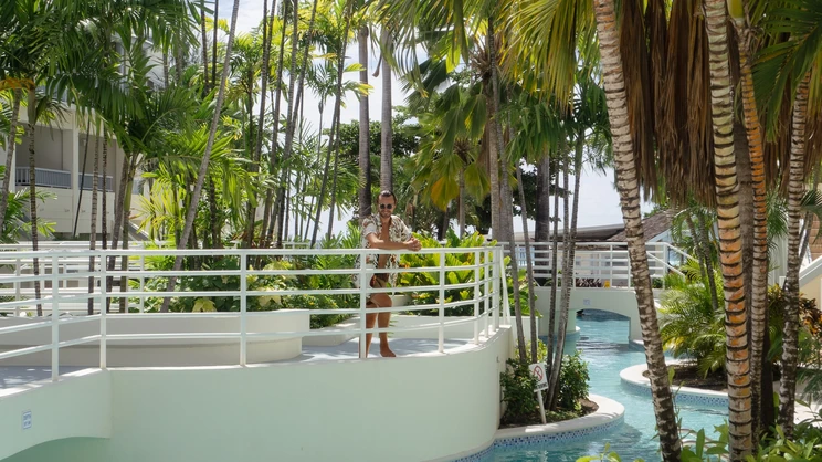 Savannah Beach Club Hotel